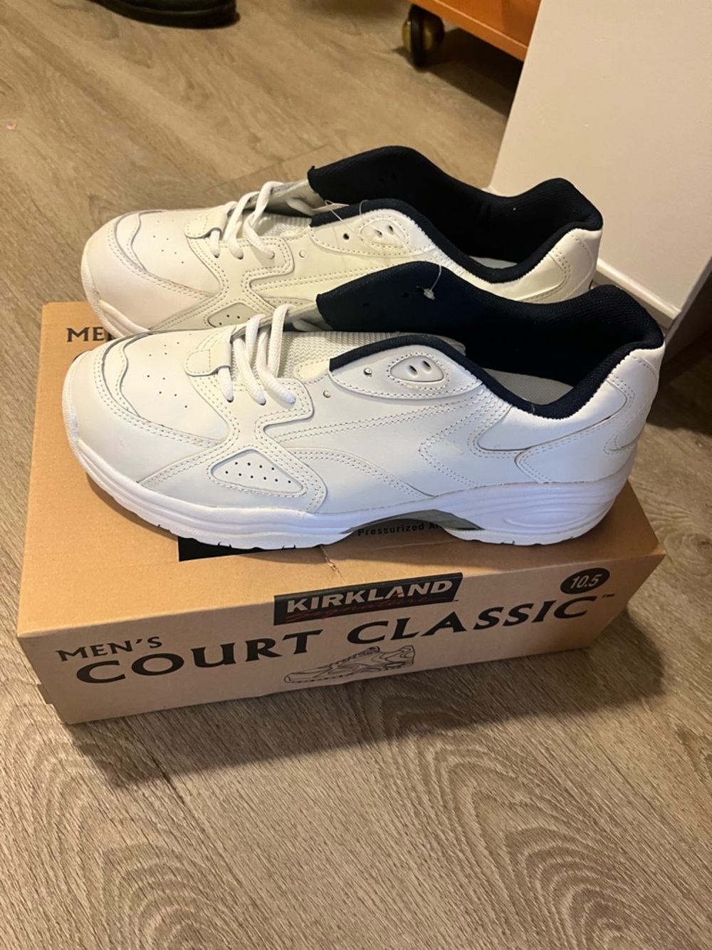 Kirkland Signature White Men's Athletic Sneakers